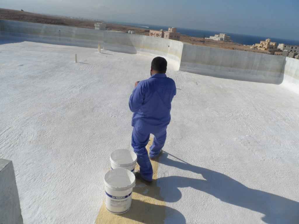 عازل اسطح عاكس للحراره ويمنع تسرب المياة سعر المتر 3 ريال مع الشبك الشرقية